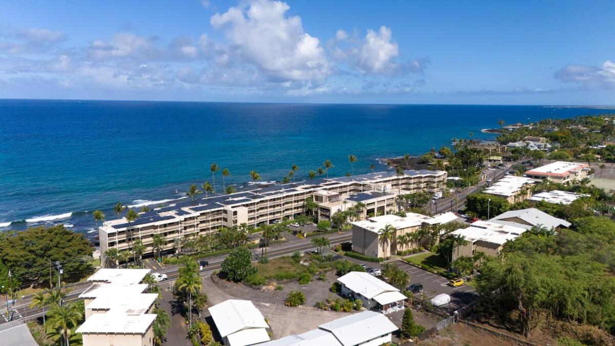 Oceanfront 1 Bedroom 2 Bathroom With Large Lanai - Kona Bali Kai 218 Kailua-Kona Exterior photo